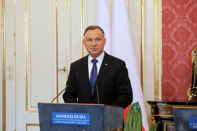 Duda w Budapeszcie: Strzeżemy granic UE ze wszystkich sił