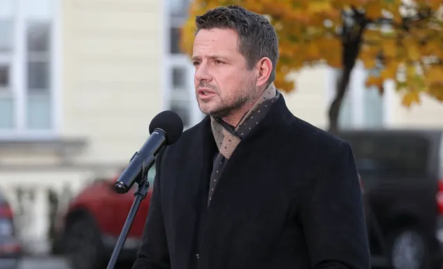 Trzaskowski: Żadna władza nie posunęła się do tego, aby święto narodowe "oddać we franczyzę" narodowcom