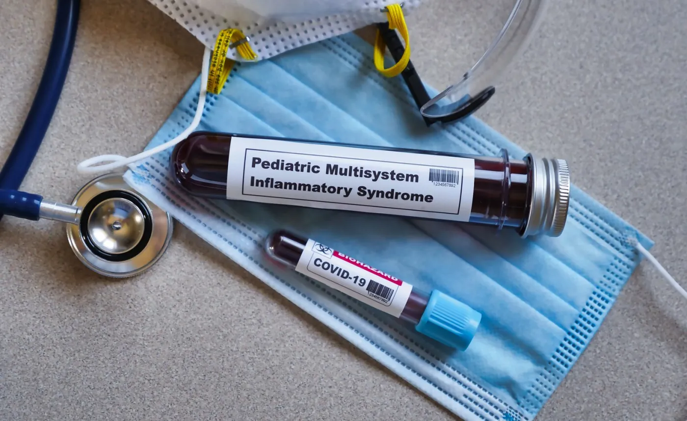 Dr Okarska-Napierała: Jesteśmy na początku kolejnej fali PIMS w Polsce