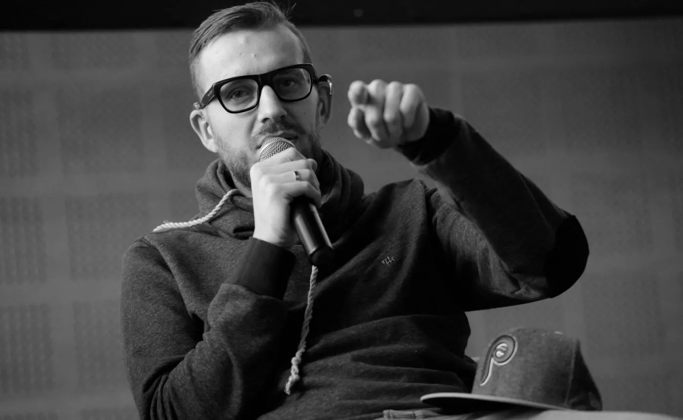 Pjus nie żyje. Polski raper, któremu operacyjnie przywrócono słuch, miał 39 lat