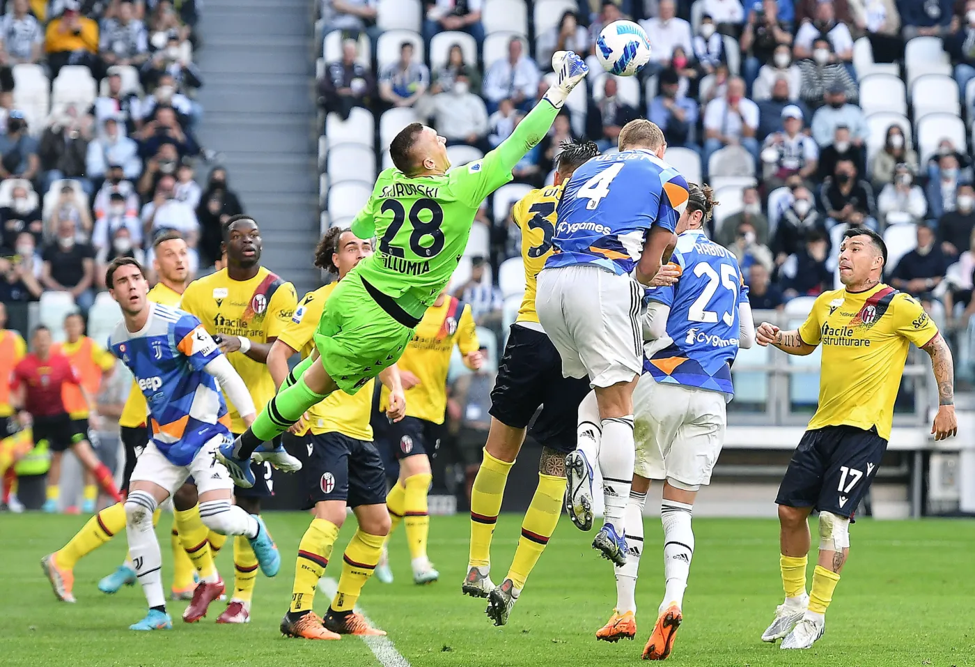 Skorupski skapitulował w doliczonym czasie gry. Juventus uratował remis [WIDEO]