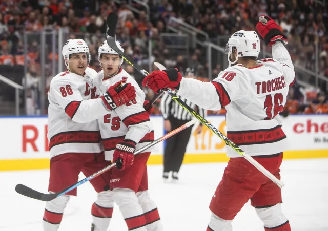 NHL. Faza play-off za rogiem, a wciąż jest wiele niewiadomych