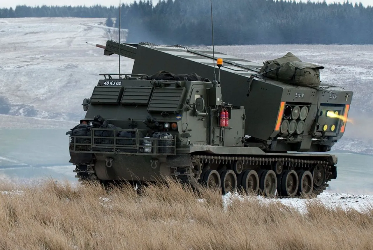 Przełom w wojnie? CNN: USA szykują dla Ukrainy wieloprowadnicowe wyrzutnie rakiet MLRS