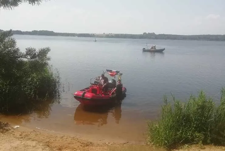 W Zalewie Sulejowskim odnaleziono ciało nastolatka. Poszukiwania trwały od piątku