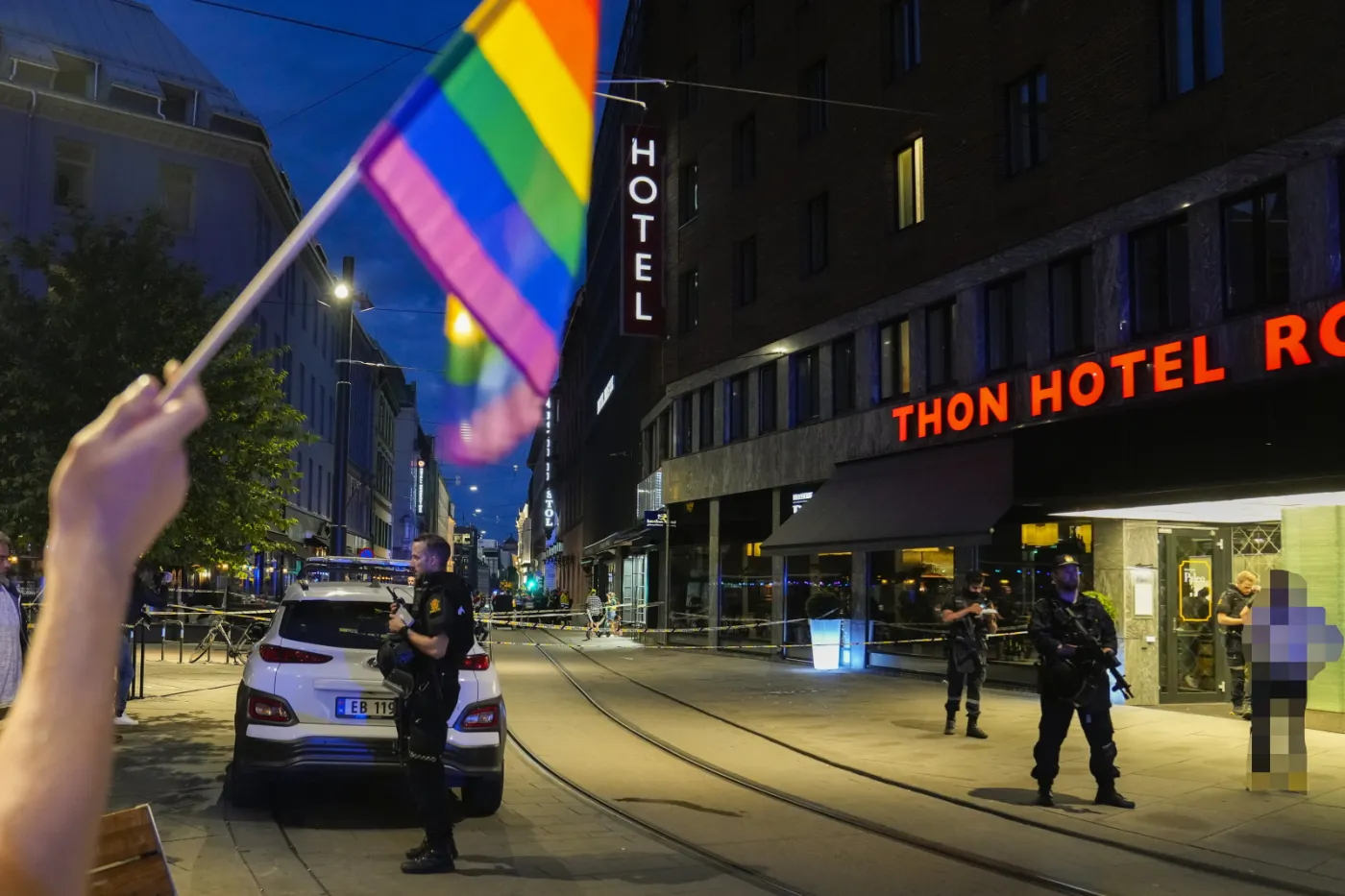 Strzelanina w gejowskim klubie nocnym w Oslo to akt terrorystyczny? Parada równości odwołana