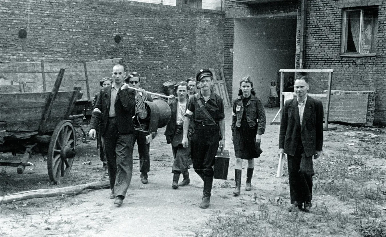 Powstanie Warszawskie. "Nie zrobiono nic, by mieszkańcom Woli pomóc uporać się z traumą..."