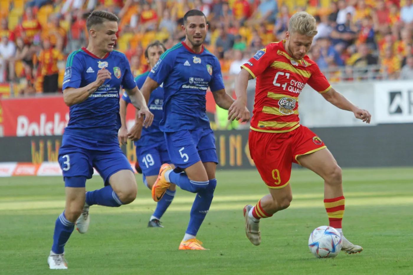 Jagiellonia wyrwała zwycięstwo z Miedzią w... 96 minucie!
