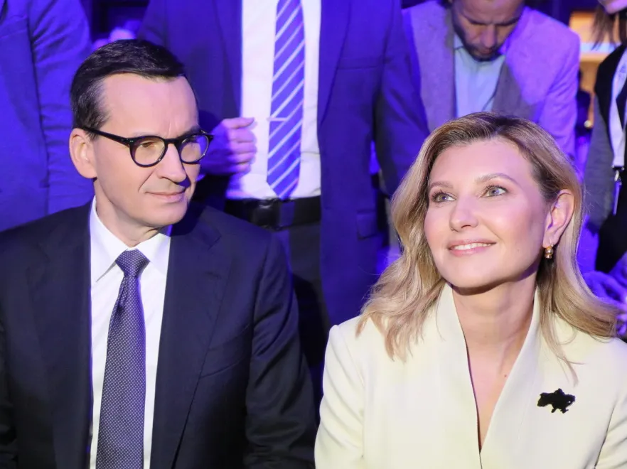 Minimalizm w najlepszym wydaniu: Stylowa Ołena Zełenska na Warsaw Security Forum. FOTO
