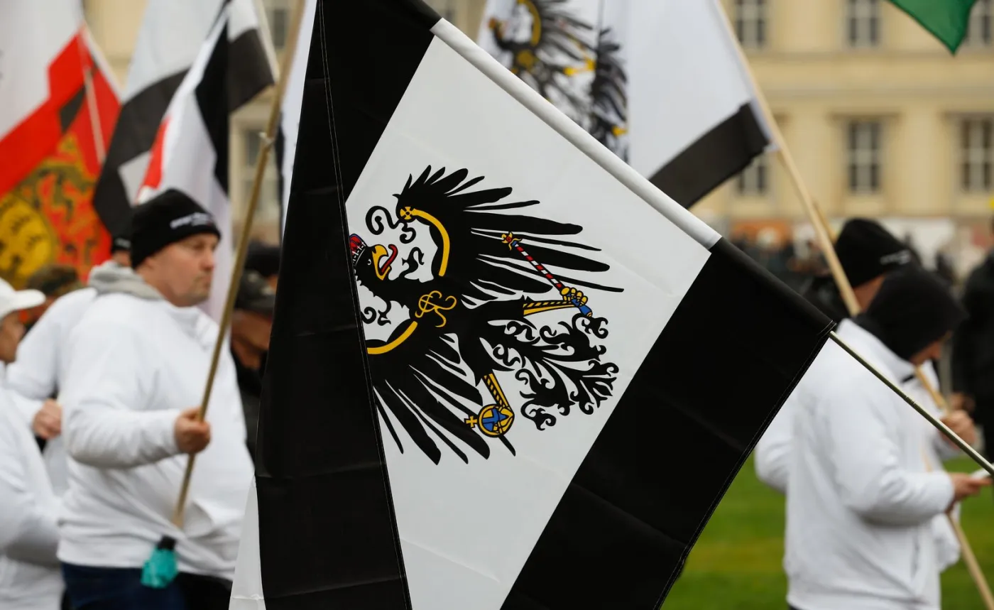 Po próbie zamachu stanu w Niemczech przeprowadzono SONDAŻ. "Konieczne są większe wysiłki przeciwko ekstremistom"