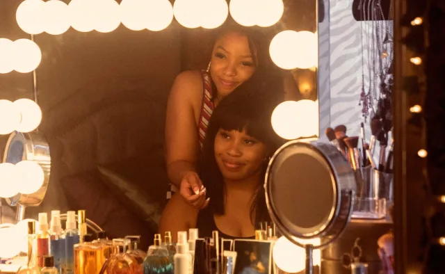 "Rój" żądli bezlitośnie. Nie tylko psychofanki Beyoncé [#DobryCynk]