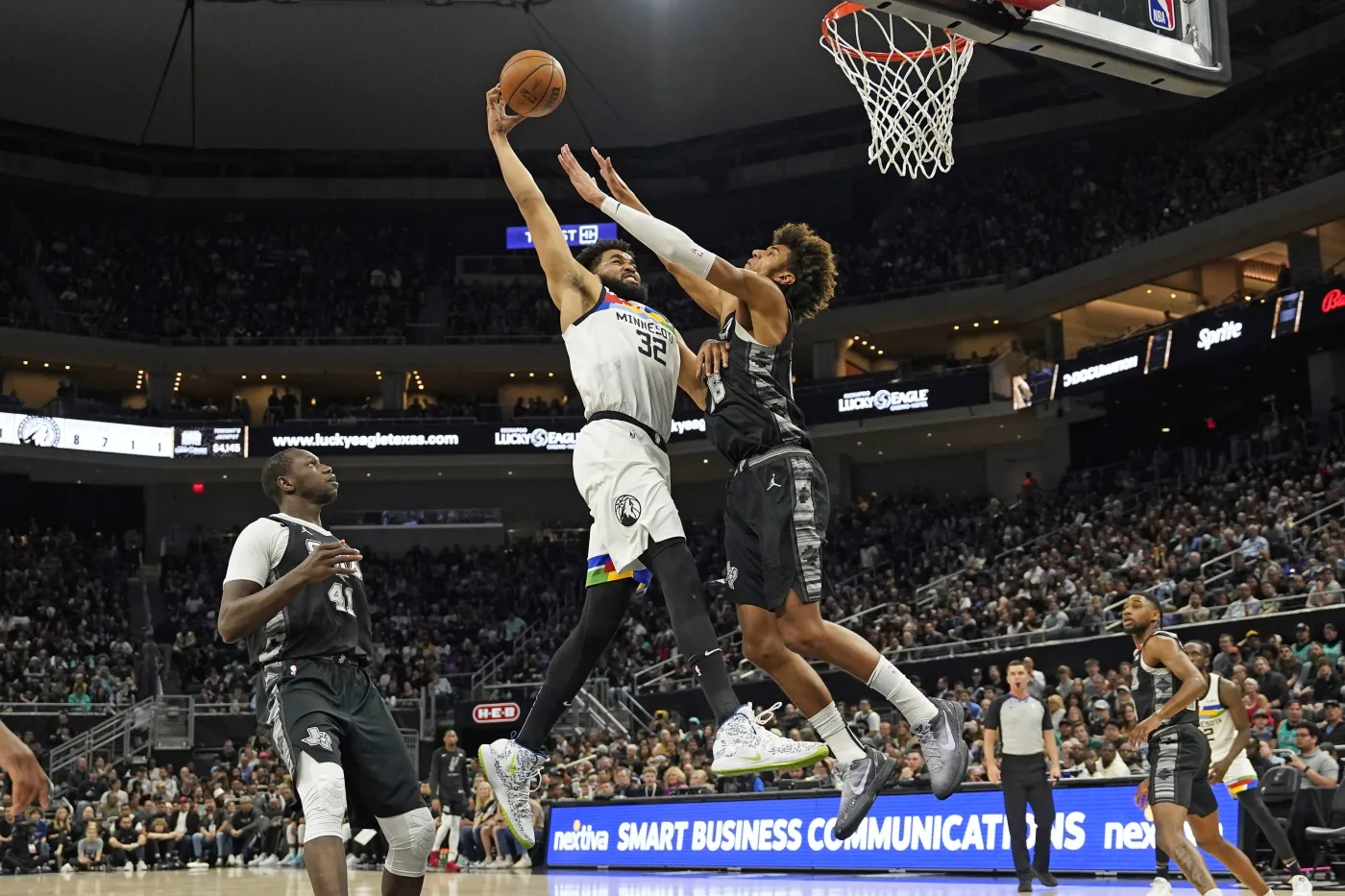 Karl-Anthony Towns i Dominick Barlow