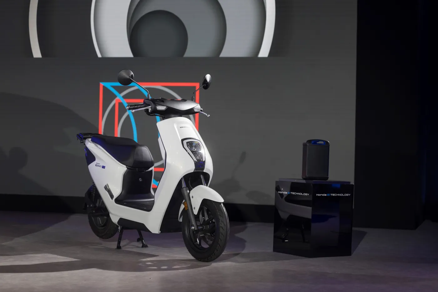 Honda wprowadza elektryczny skuter