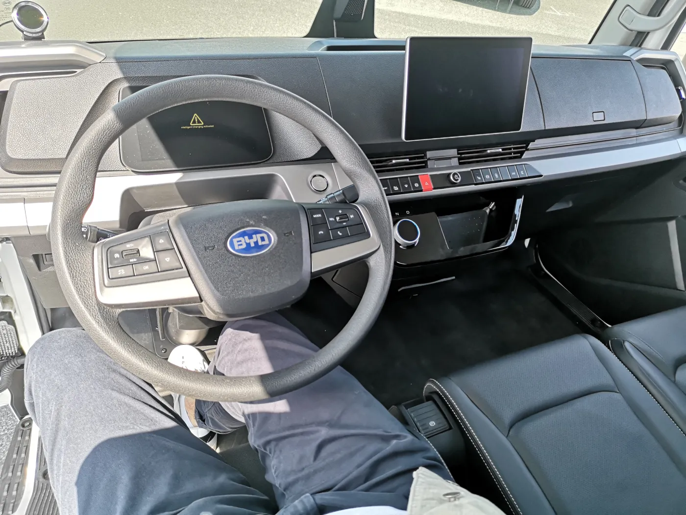 byd-37815456.jpg