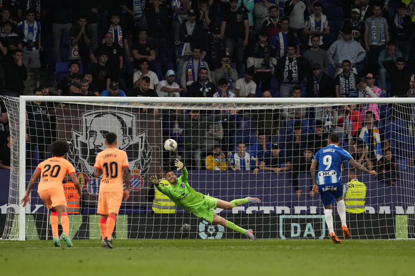 Atletico 3 punkty miało już w kieszeni, ale z 3:0 zrobiło się 3:3 [WIDEO]