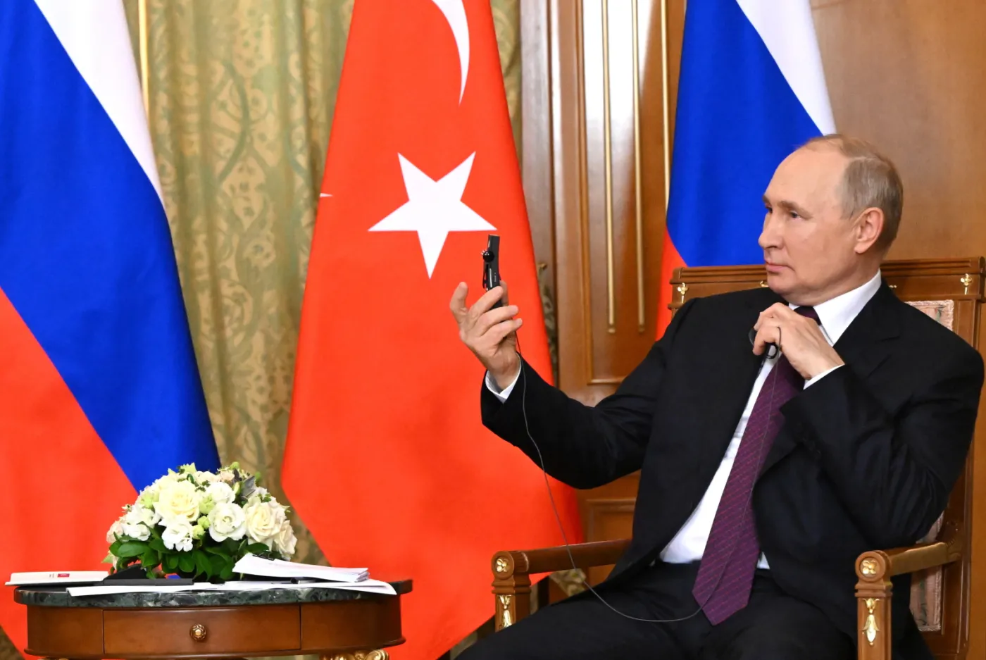 Władimir Putin po rozmowach w Soczi