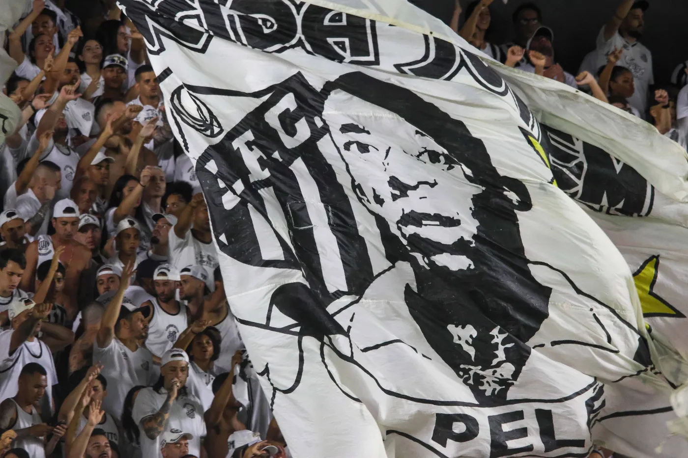 Pele, Fontaine, Iwan, Skrzecz. Ci sportowcy odeszli w minionych 12 miesiącach