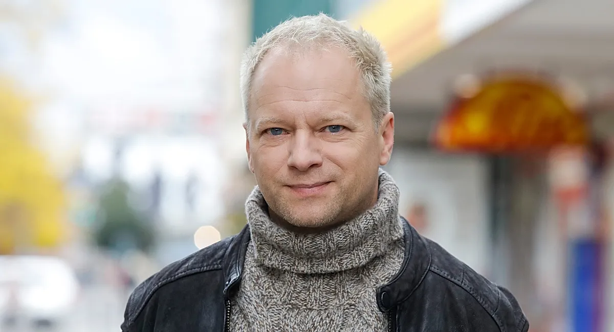 Maciej Stuhr odpowiedział na falę krytyki po emisji programu "Autentyczni". W sieci zawrzało