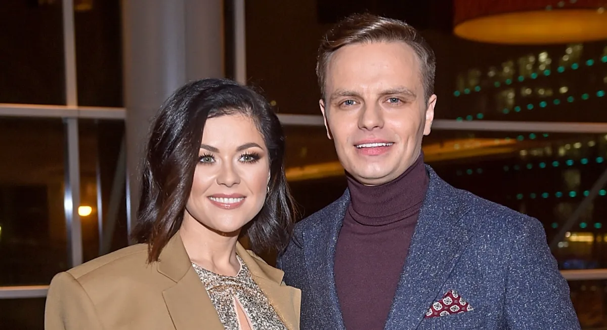 Marcin Hakiel dostał propozycję napisania książki o byłej żonie. Zdecydował się?