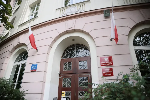 Zmiany w KRS? Rozważany jest manewr, który "zatrzyma gangrenę"