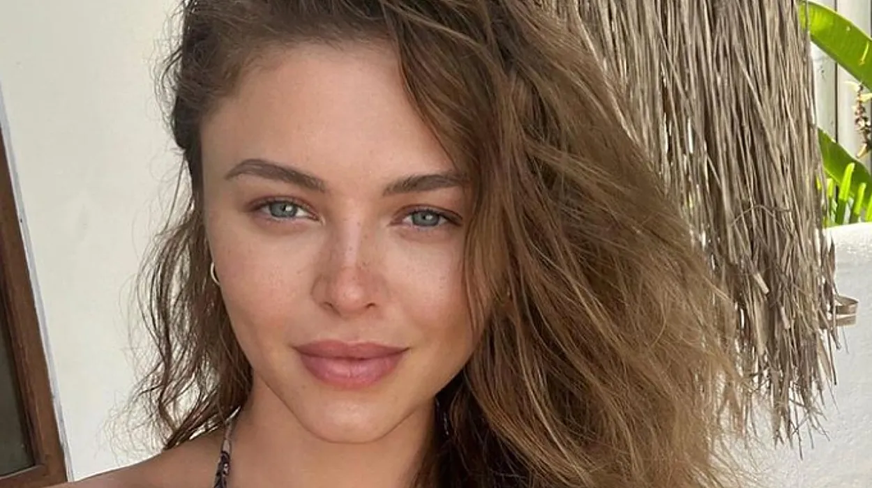 Joanna Opozda pozuje w bikini na Bali. Robi wrażenie? [FOTO]