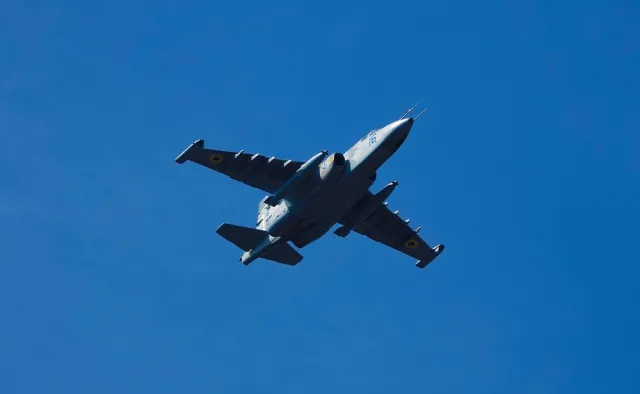 "Rosyjski kogucik Su-25 strącony". Dowódca lotnictwa Ukrainy: Zrobili to sami Rosjanie, dziękujemy!
