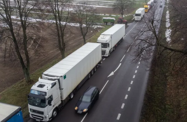 Tragedia na granicy. Nie żyje kierowca ciężarówki