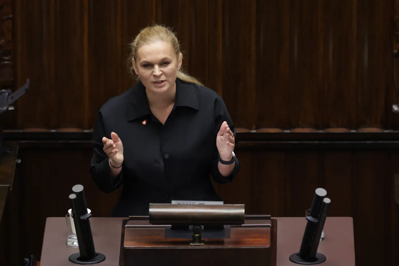 Uczniowie szczęśliwi? Komentują pomysł ministry Nowackiej