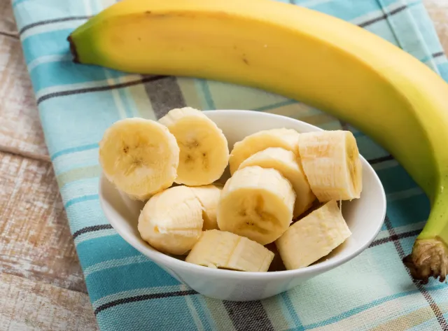 Dodaje energii, poprawia koncentrację. Właściwości banana