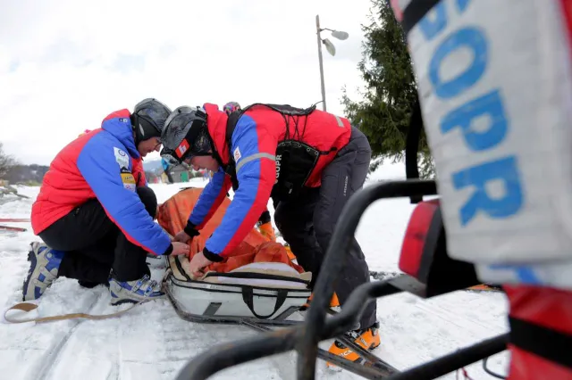 Tragedia na Śnieżce. Dwie osoby nie żyją, policja szuka świadków