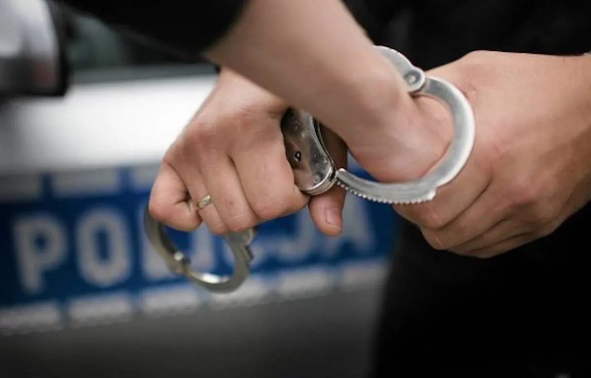 Brutalny atak na nastolatkę w Nowej Hucie. 19-latek usłyszał zarzut