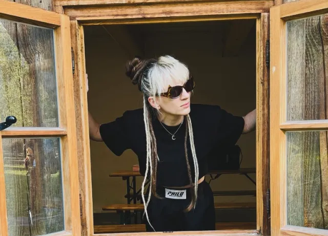 Sarsa o chorobie i powikłaniach po operacji. "Słyszałam rzeczy, które nie istniały"