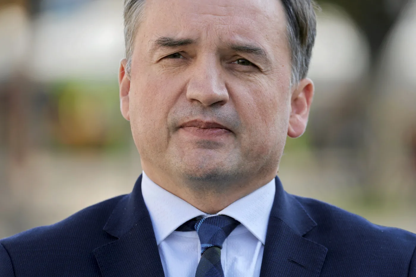 Polityk Suwerennej Polski zdradza, co się dzieje ze Zbigniewem Ziobrą. "Dusi się"