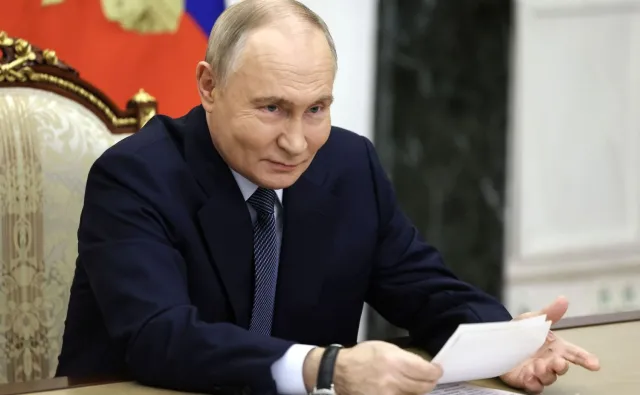 Putin zapowiada seryjną produkcję nowej rakiety Oriesznik. "Może atakować cele w całej Europie"