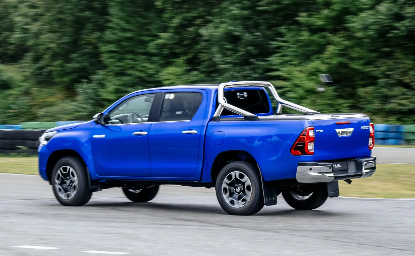Nowa Toyota Hilux Mild Hybrid 48V