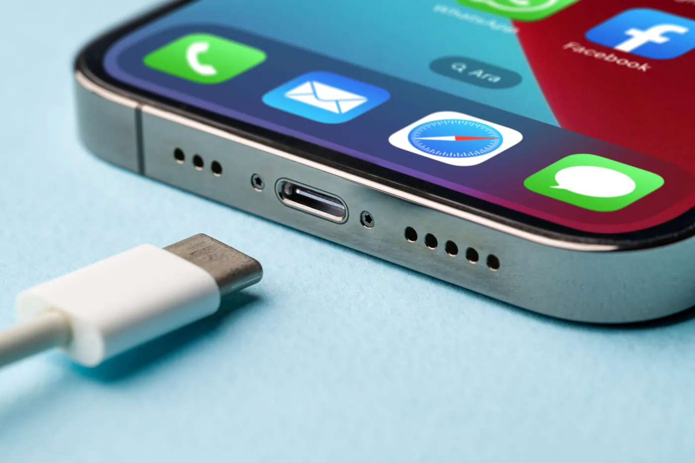 Jedna ładowarka do wszystkich sprzętów. USB-C standardem w całej UE