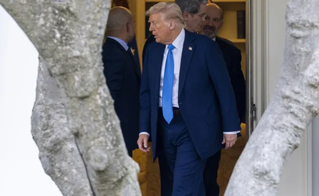 Grenlandia przejęta siłą? Trump nie wyklucza takiego scenariusza