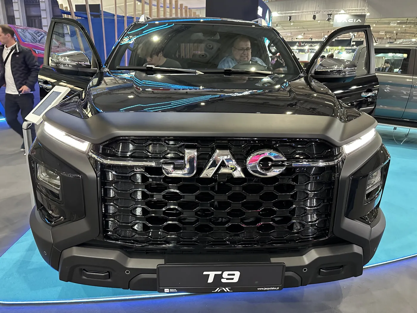 jac-38467117.jpg
