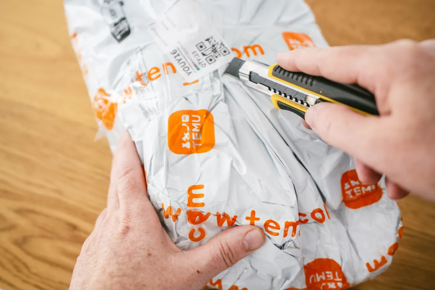 Koniec raju dla klientów Temu. Unia Europejska nałoży podatek na paczki