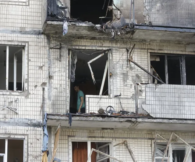 Noc terroru nad Ukrainą. Rosyjskie drony uderzają w miasta, ranni w stolicy