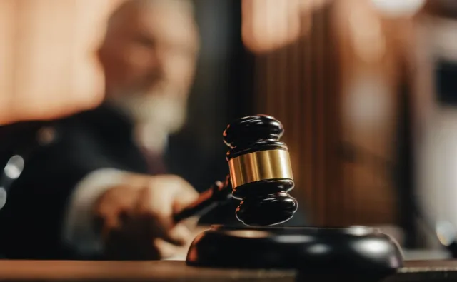 Pijany przeklinał komunistycznego przywódcę. Sąd skazał mężczyznę na 6 lat więzienia