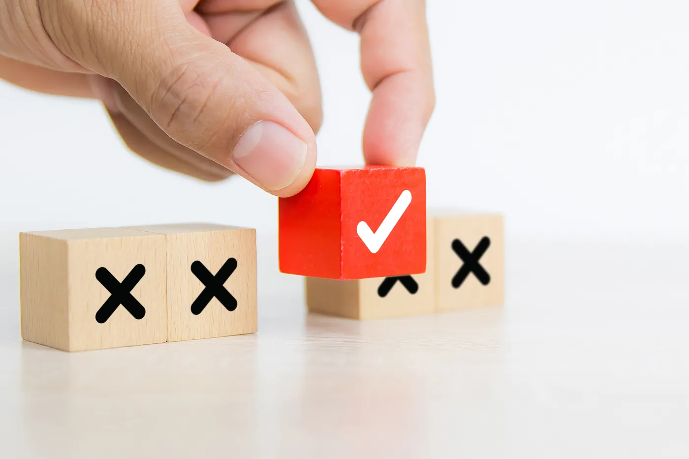 Łatwo nie będzie... Ten nieziemsko trudny QUIZ z WIEDZY OGÓLNEJ przyprawi Cię o ból i zawrót głowy. Uda Ci się zdobyć chociaż 6/10?