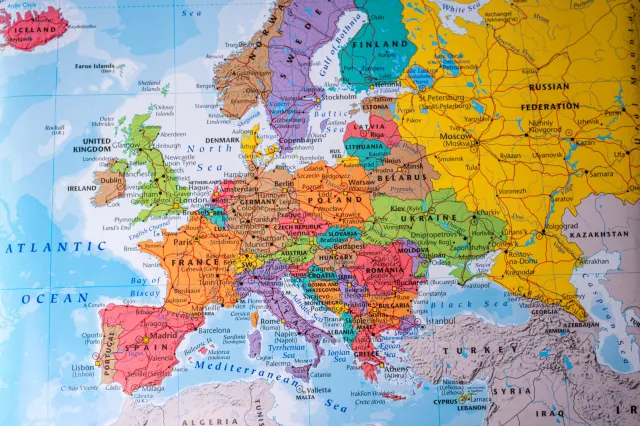 89 proc. młodych Polaków nie robi 100 proc. Na 5. pytaniu zaczynają się schody. Europa. Stolice