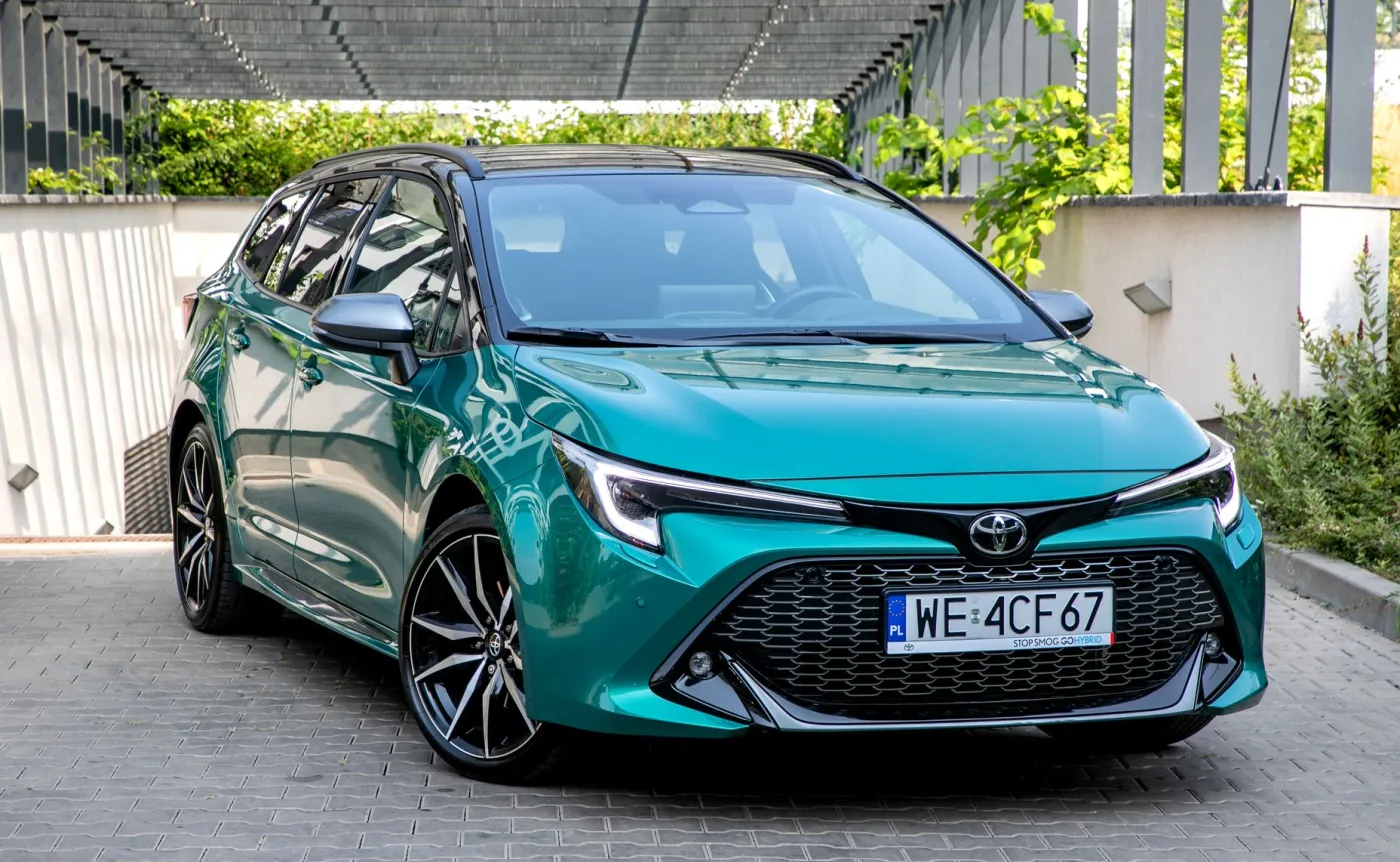 Toyota Corolla ostro tanieje. Silnik 5. generacji hitem, Polacy kupują w ciemno