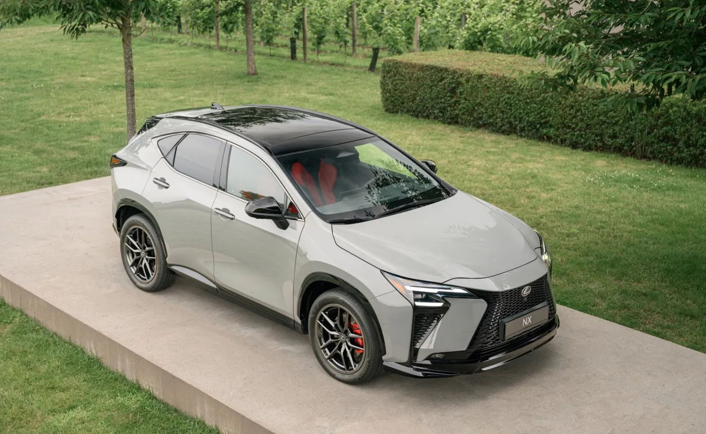 Nowy Lexus NX 450h+ w wersji F SPORT