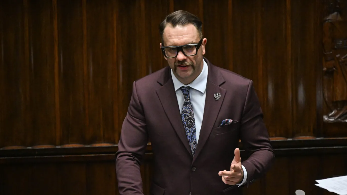 Poseł Mejza wywołał aferę w Sejmie, interweniowała straż. "Panie pośle, pan jest tchórzem"