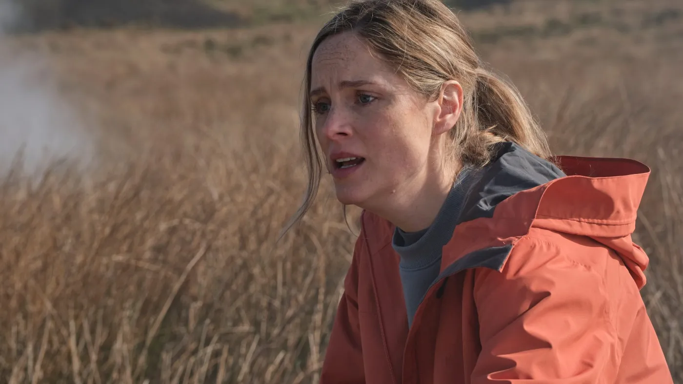 Sophie Rundle w serialu "Po powodzi"