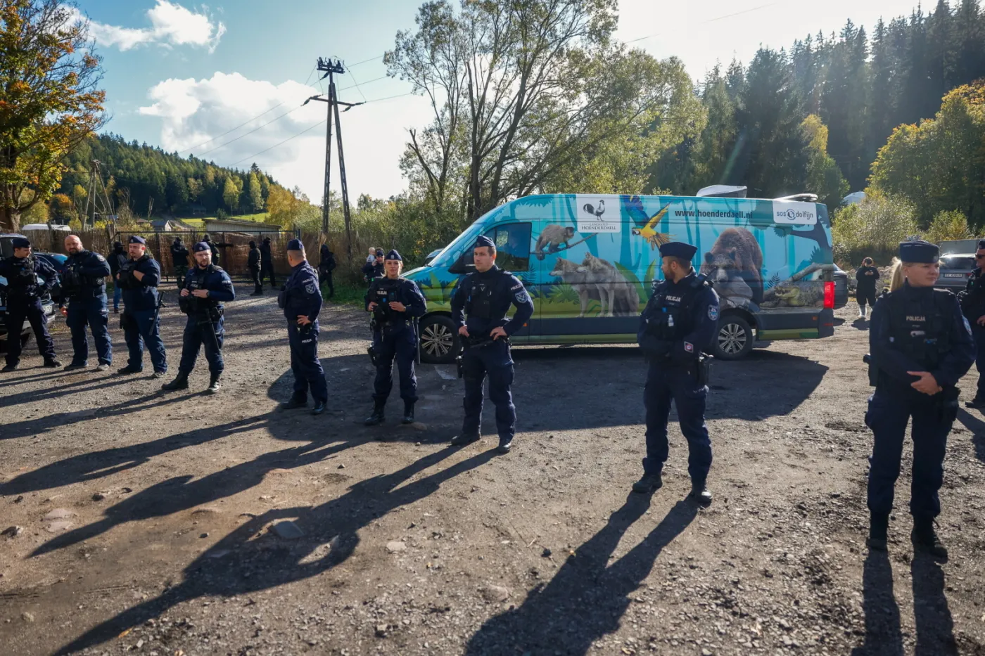 Pracownicy zoo w Łącznej wracają do pracy. "Prokuratura nie zabrała nikomu zoo"