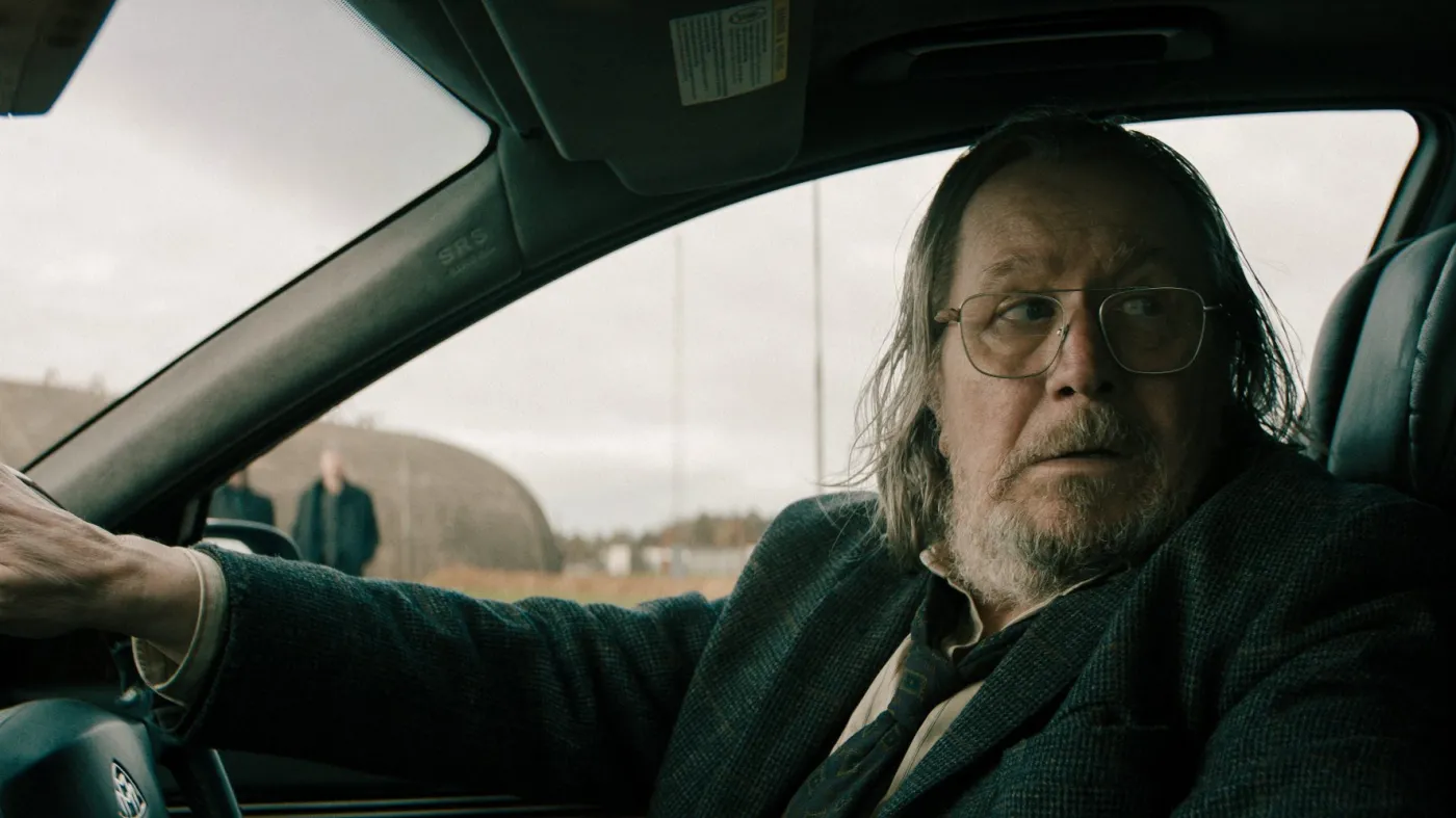 Gary Oldman w serialu "Kulawe konie"
