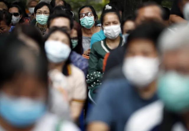 Chińskie MSZ: 19 obcokrajowców zarażonych koronawirusem