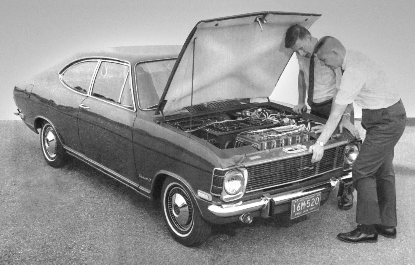 opel-12622281.jpg